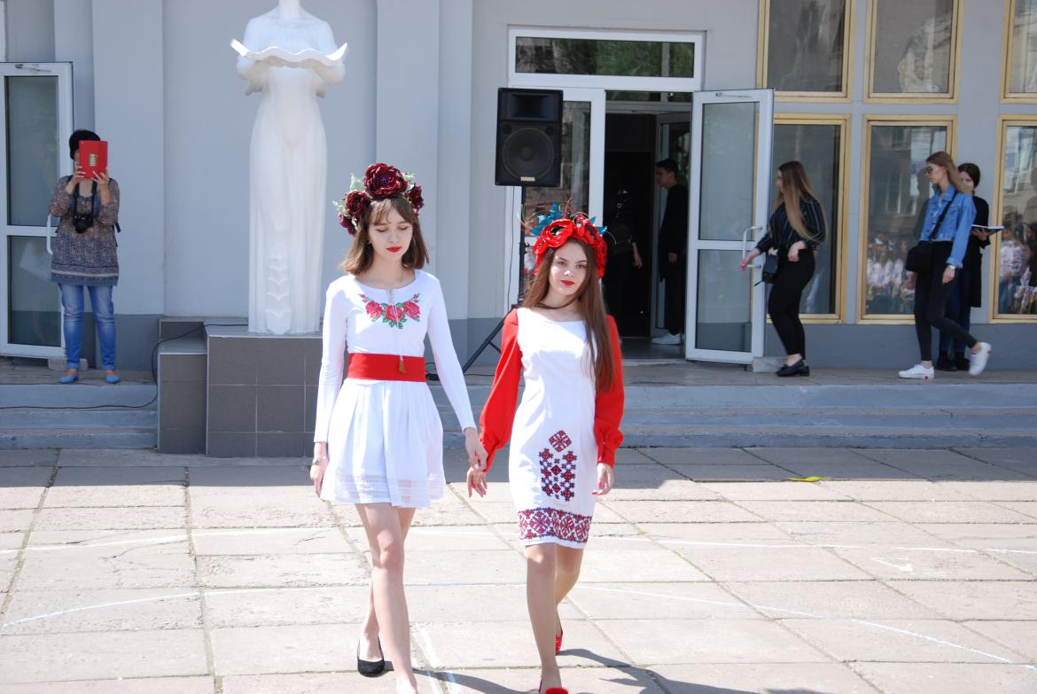 den vyshyvanky-2019 29